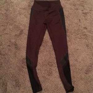 Black and Brown Alo Leggings